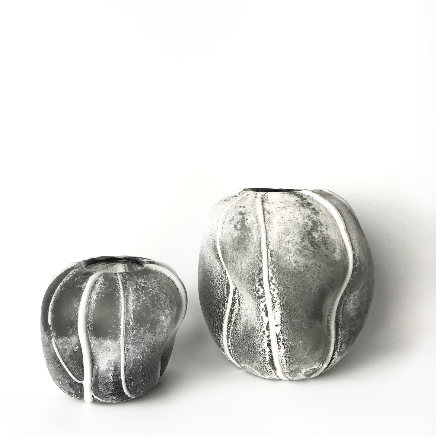 Anis Black and White Frosted Glass Vases