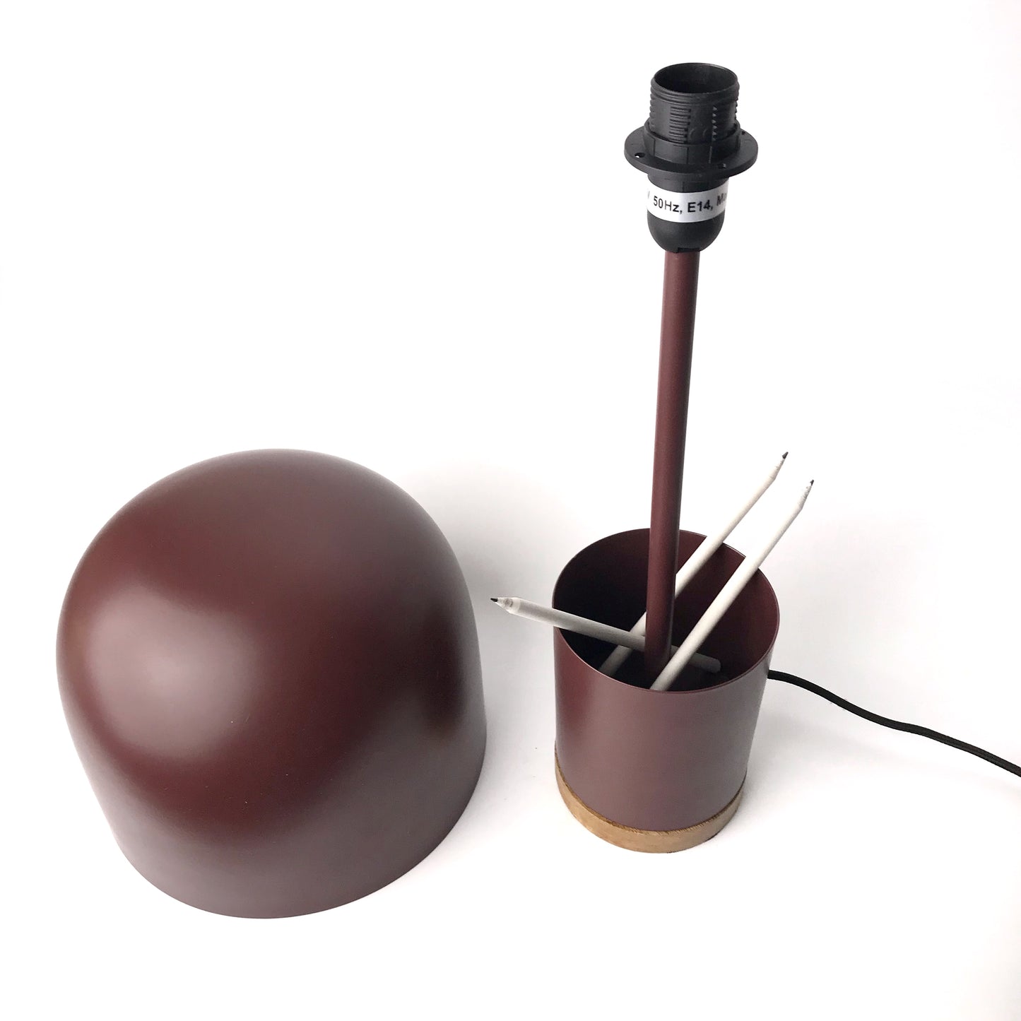 Bordeaux Metal Table Lamp