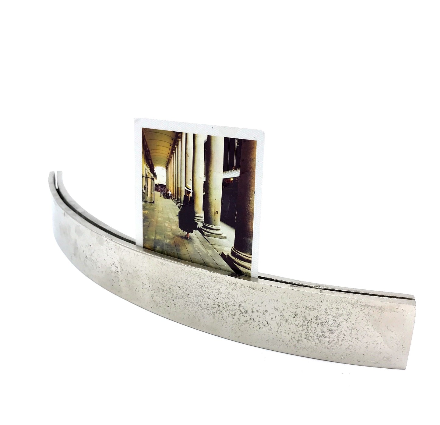 Curvy Metal Photo Stand