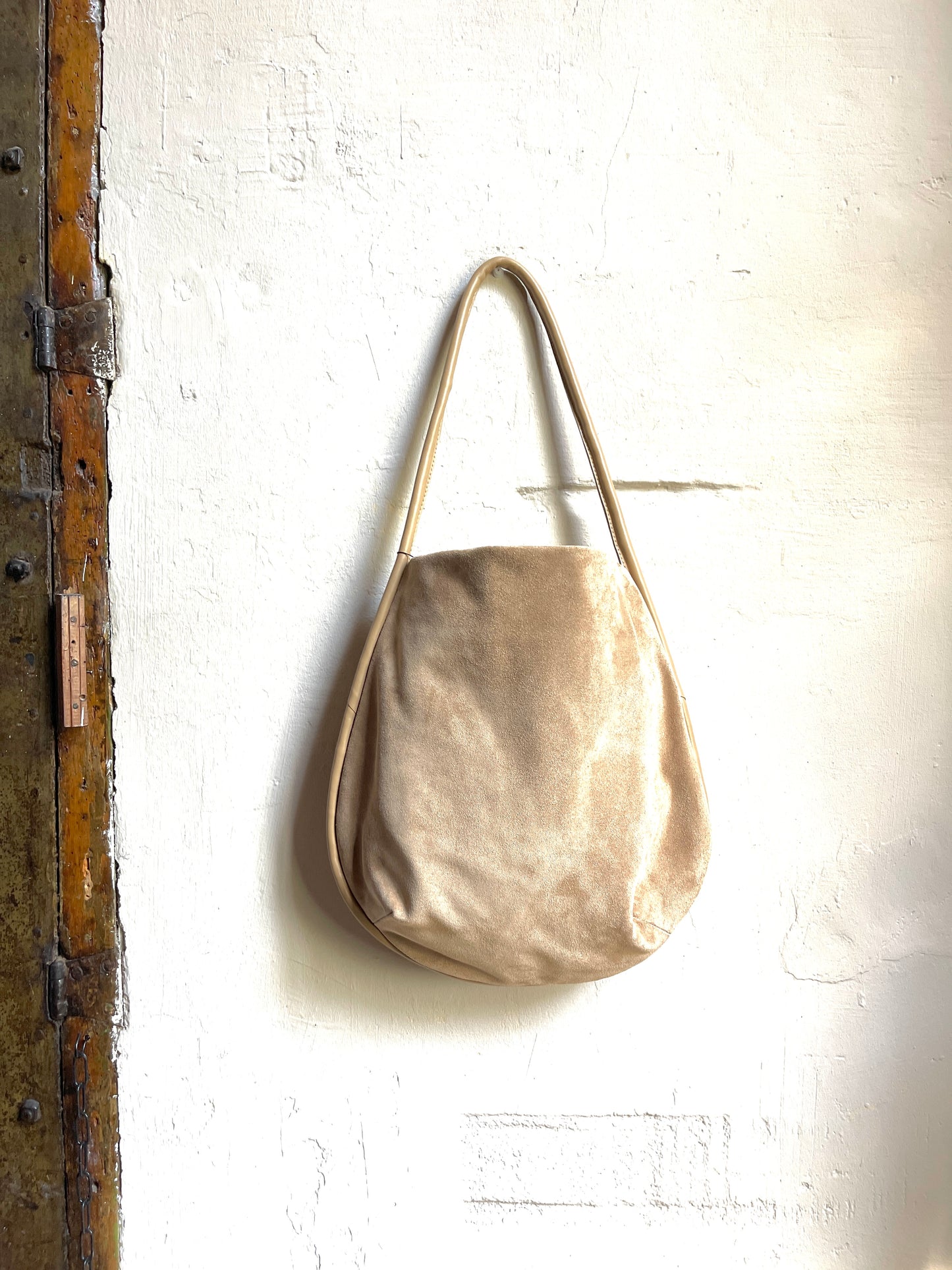 the bea bag | suede
