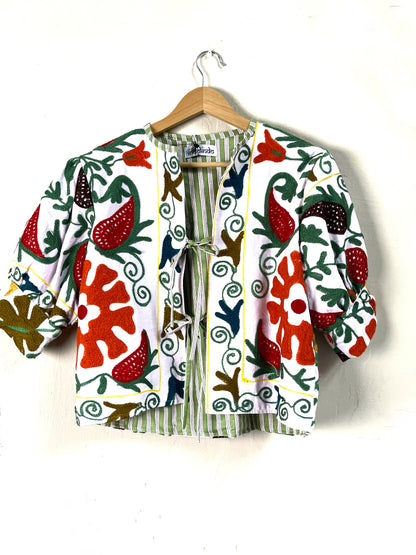 chaqueta bordada | manga corta